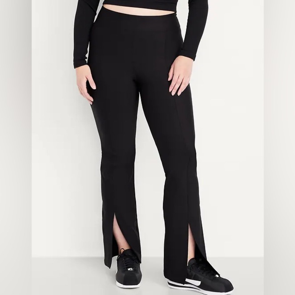 Old Navy PowerSoft Rib-Knit Split Flare Leggings